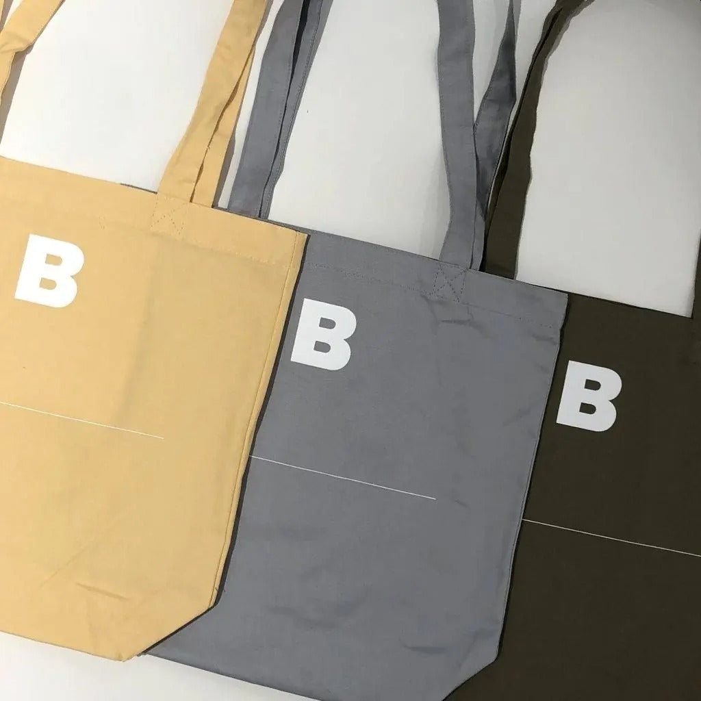 Magazine B Tote Bags