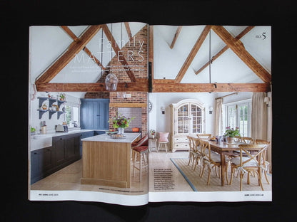 25 BEAUTIFUL HOMES [2025-06] N.310