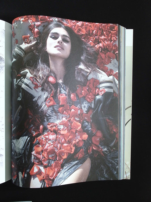 CR FASHION BOOK [25] N25 Fall/Winter 2024 (多封面)