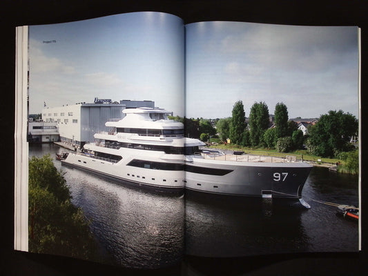 SUPERYACHT DIGEST [50001] Vol.1 Summer 2025