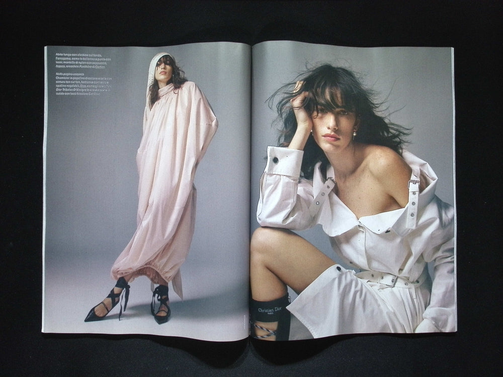 ELLE WEEKLY [50020] No.19/20 6 Jun 2025