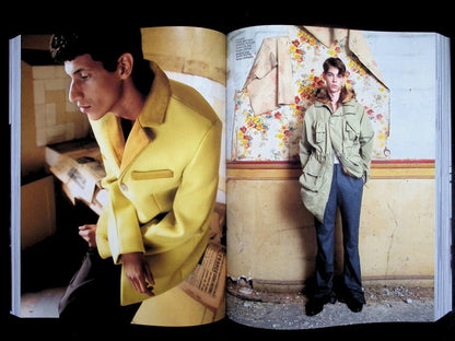 BEHIND THE BLINDS [19] N.19 FW 2025 (多封面)+別冊